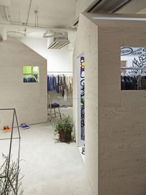 品牌服装店装饰效果图片