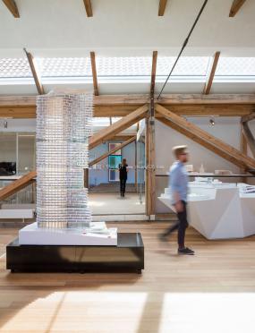 最新办公室实木地板设计装饰效果图