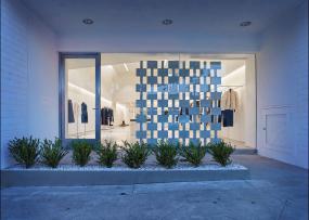 品牌服装店装潢设计效果图片