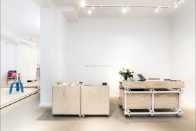 品牌服装店装潢效果图片