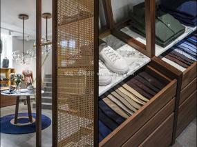 最新品牌男装店装修设计效果图