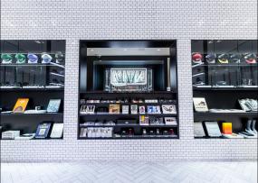 男装专卖店装饰设计图片大全