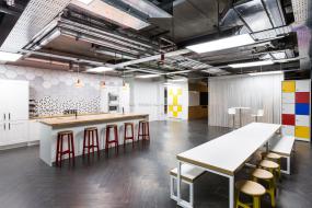 公司地板设计装潢图片