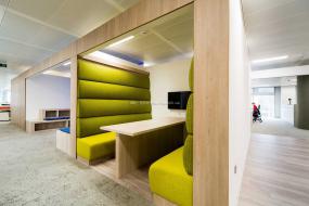 办公室休息区装潢设计图片