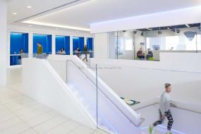 高端办公室休闲区装修图片