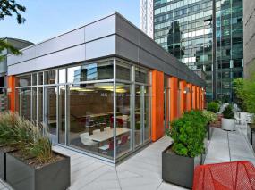 2018年办公室户外休闲区装修效果图