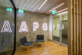 办公室复合木地板装修装潢效果图