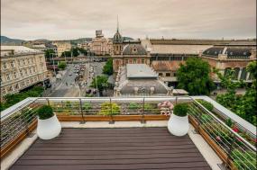 办公室户外休闲区装潢效果图