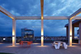 高端办公室户外休闲区装修图片