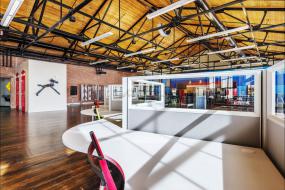 办公室强化复合木地板装修设计效果图大全