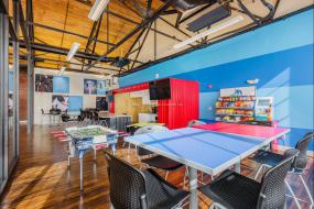 专业办公室强化复合木地板装修设计图片