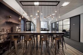 办公室多层木地板设计效果图