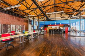 办公室强化复合木地板装修设计图片