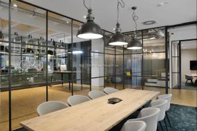 最新办公室瓷砖木地板装饰实景图