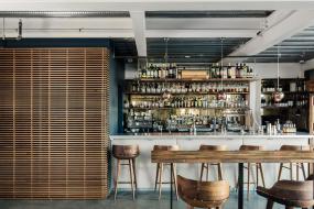 2018办公室瓷砖木地板装修效果图