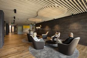 办公室橡木地板装修实景图片