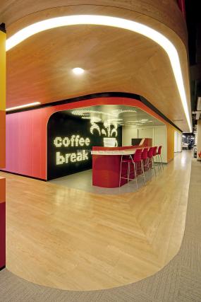 办公室橡木地板设计效果图片