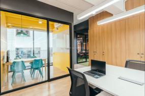 办公室橡木地板装修设计图片大全