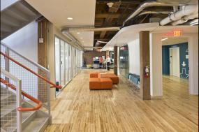 最新办公室多层复合木地板设计装饰效果图片