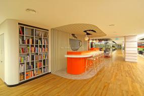 办公室多层复合木地板设计与装修效果图大全