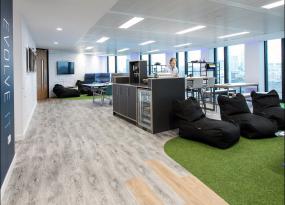 办公室竹木地板装潢设计图