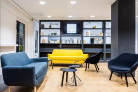 办公室木地板材质装修设计效果图