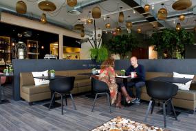 最新办公室桦木地板设计装修图片