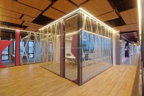 办公室桦木地板室内装修效果图大全