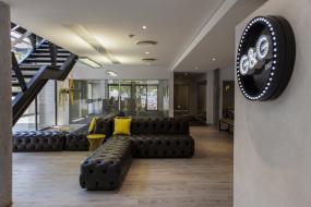 办公室桦木地板图片装修效果图大全