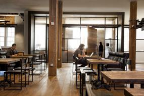 高档办公室生态木地板装修图片大全