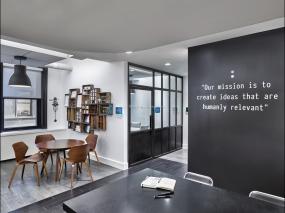 办公室桦木地板装饰效果图