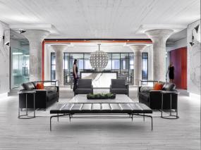 高档办公室仿实木地板装修图片