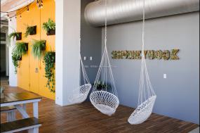 办公室进口木地板装修设计效果图片库