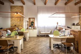 办公室仿实木地板装饰效果图片