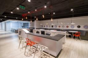 办公室环保强化木地板装修效果图片