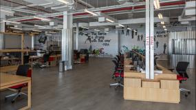 办公室环保强化木地板设计装饰效果图