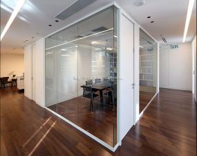 办公室环保强化木地板装修效果图大全