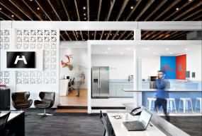 最新办公室木地板地垫设计装修图片