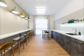 最新办公室木地板地垫设计装饰效果图