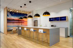 办公室木地板地垫设计效果图片