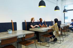 最新办公室木地板地垫设计装饰效果图片