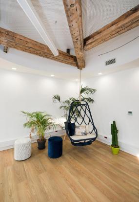 办公室杉木地板装潢设计图片