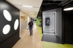 高端办公室杉木地板装修效果图