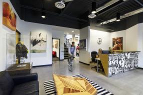 最新办公室文化墙设计装修图片