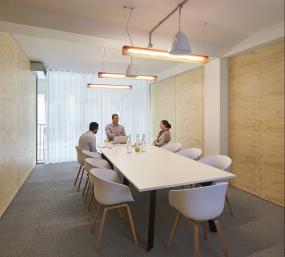 最新多功能会议室装饰效果图