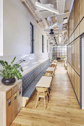 办公室绿色植物装修效果图