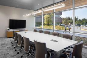 最新多功能会议桌装饰实景图