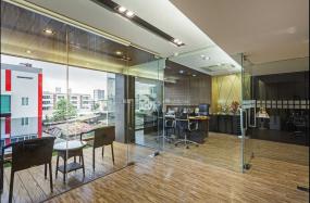 老板办公室布置设计装饰图片