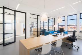 老板办公室布置装饰图片