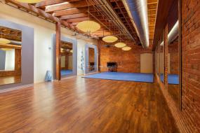 员工活动室装潢设计效果图片